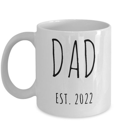 Father's Day Mug for New Dad First Time Dad Est 2022 Coffee Cup